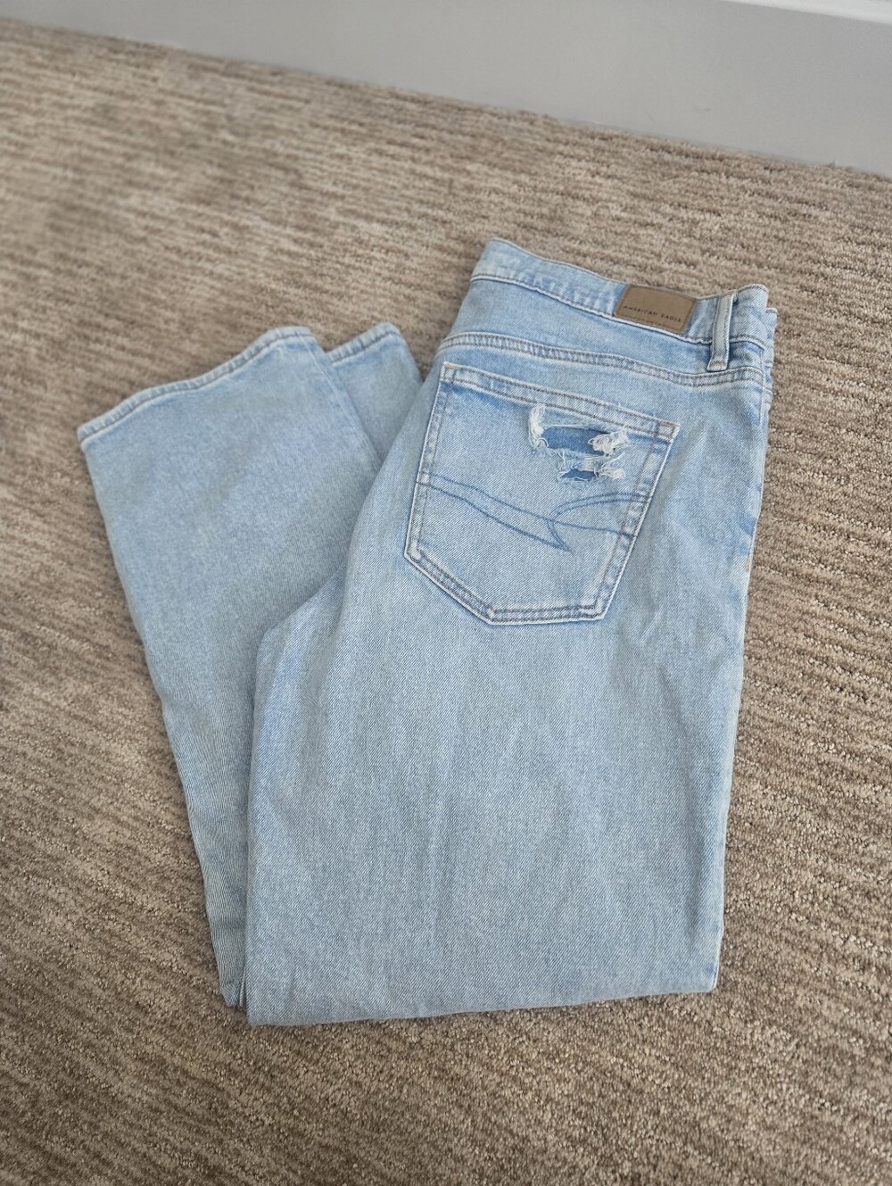 American Eagle Outfitters Light Wash Super High Rise Ankle Straight Jeans